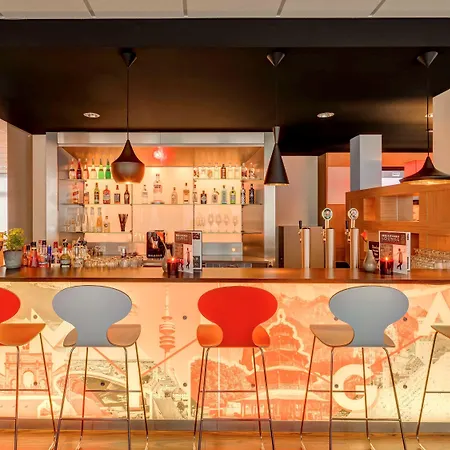 Отель Ibis Sued 4*